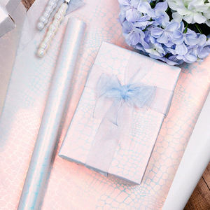 Factory Wholesale Custom <b>Christmas</b> Birthday Luxury <b>Paper</b> <b>Roll</b> 43cm X 300cm <b>Wrapping</b> <b>Paper</b> for Packaging - Product Image 4