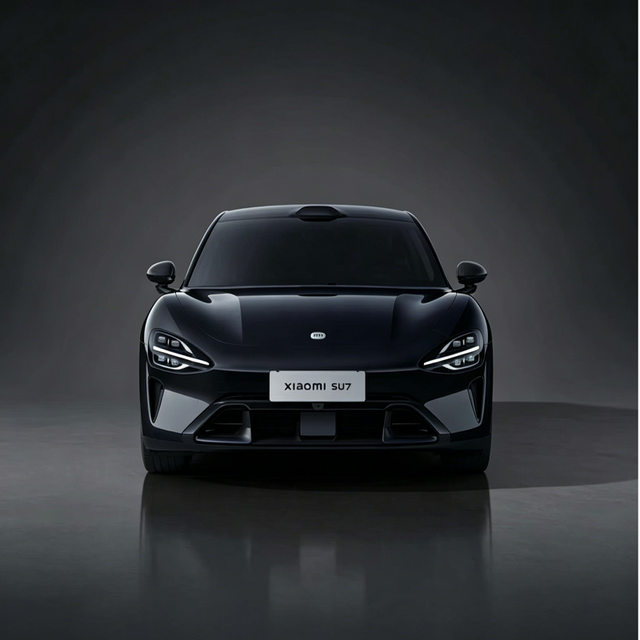 2026 for SU7 Four-wheel Drive 4-door 101.7kWh 5 Seats Pure Electric Sedan 300kW Motor 500Nm Torque 835km Range Urban