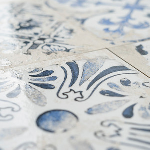 Piastrella Decorativa Quadrata in Ceramica Blu e Bianca Anthology per Pareti e Pavimenti - Product Image 5