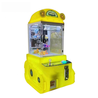 Machine de jeu de grue de griffe de dessus de table de Guangzhou mini machines de griffe d'arcade petite machine de griffe