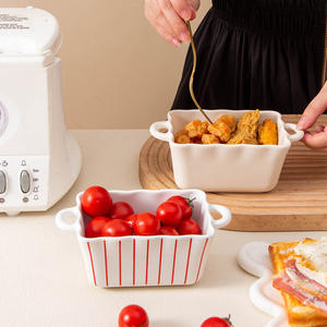 Bandeja para hornear cuadrada de cerámica nórdica con doble asa y rayas blancas, apta para horno, para uso doméstico y hotelero. - Product Image 4