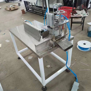 <b>Low</b> Price Easy Operation Semi Automatic Bag <b>Table</b> Napkin Paper Packing Machine - Product Image 2