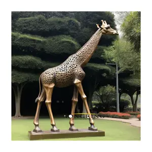 Statue realistiche pacifiche della giraffa in bronzo