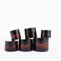 Vente en gros de pots en verre vides pour crème visage avec bouchon à vis, logo et couleur personnalisés, contenants pour crème de soin de la peau en carton