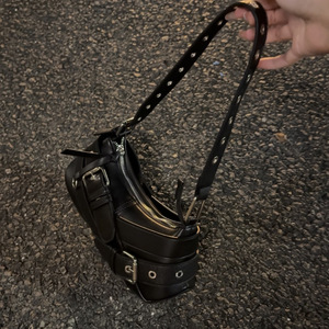 Bolso de Hombro Tipo Dumpling Negro y Marrón Vintage con Cierre de Cremallera y Correa Única para Uso Diario Verano 2026 - Product Image 1