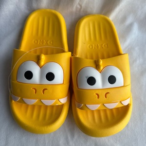 Ciabatte Cartoon da Donna Estive con Punta Chiusa, Suola in EVA, Tomaia Imbottita in PVC, Taglie 36-41 - Product Image 5