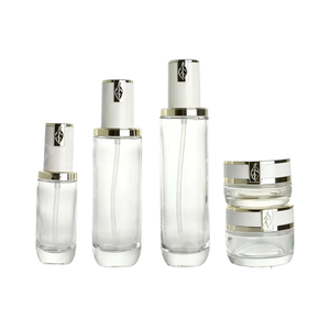 <span class=keywords><strong>AHC</strong></span> ชุดครีมขวดสเปรย์แก้วกลมขนาด120มล. พร้อมอุปกรณ์เสริมครีมทาหน้าเคลือบ UV - Product Image 3