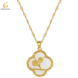 תכשיטי אופנה סיטונאי מותאמים אישית 18K ציפוי זהב נשים הצהרת נירוסטה יהלומי מיקרו פרפר שרשרת פרפר - Product Image 5