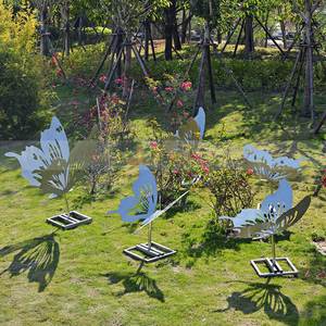 Escultura de Acero Inoxidable con Acabado Espejo EX1007, Decoración Metálica para Jardín y Paisaje, Escultura para Interiores de Lujo - Product Image 4