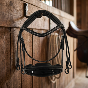 Bridon Weymouth en cuir sur mesure avec frontal en cristal et muserolle rembourrée pour l'équitation de dressage - Product Image 3