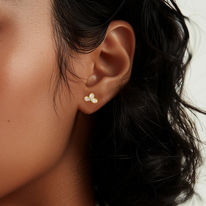 Pendiente de labret de plata 925 de 16G con diseño de lazo de tres gotas de agua, circonita cúbica colgante, para cartílago, hélix, tragus, con parte trasera plana y diseño floral - Product Image 5