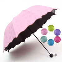 Parapluie publicitaire pliant en 3 sections, imprimé personnalisé motif fleurs changeantes aux couleurs de l'eau, protection UV, en pongee 190T, idéal pour cadeaux d'affaires