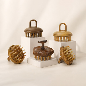 Peigne de massage ergonomique en bois de santal en forme de dauphin, directement de l'usine, pour le cuir chevelu, le visage et le corps, Gua Sha - Product Image 1