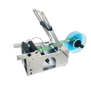 Machine d'étiquetage semi-automatique MT50 pour bouteilles rondes avec codeur pour bocaux en verre, flacons et boîtes de conserve - Product Image 4