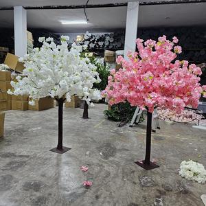 Arbre de <span class=keywords><strong>Sakura</strong></span> Rouge Violet Blanc Rose Décoration de fond de mariage Centres de table Fleur Artificielle Fleur de cerisier - Product Image 2