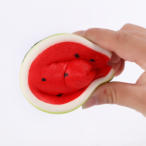 En gros, Jouet de décompression pour enfants, Squishy en PU à rebond lent, en forme de grandes tranches de pastèque, jouet à presser sonore - Product Image 5