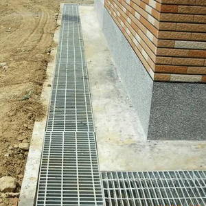 Grille <span class=keywords><strong>de</strong></span> drainage en acier galvanisé sur mesure pour caniveaux et caniveaux pluviaux, couvercle <span class=keywords><strong>de</strong></span> drainage en acier pour appartements, villas et sols - Product Image 6