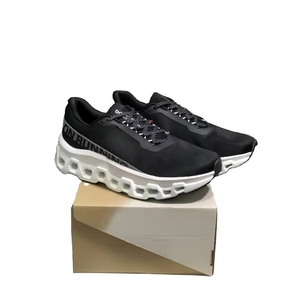 Nuove Sneakers Leggere Unisex Traspiranti per <span class=keywords><strong>Uomo</strong></span> e Donna, <span class=keywords><strong>Scarpe</strong></span> Sportive Casual Basse alla Moda con Lacci e Ammortizzazione - Product Image 6