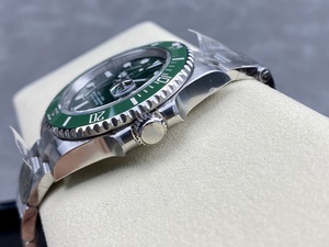 Reloj Mecánico Impermeable de Súper Calidad, 41 mm, CFactory, Acero 904L, Movimiento ETA 3135, 126-610 Verde, Reloj de Buceo Hulk de Cerámica - Product Image 5