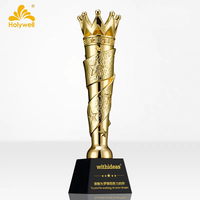Trophée Couronne Étoile Dorée Gravée Durable 2026 – Artisanat Métallique Plaqué Or avec Base Noire – Prix Sportif pour Champion et Vainqueur – Vente Chaude