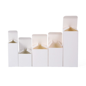 Scatola Pieghevole Bianca ZNZB02 con Chiusura a Incastro, Imballaggio Premium in Cartone 350g, Manico, Stampa Logo Personalizzata, Dimensioni Personalizzabili, Riciclabile - Product Image 3