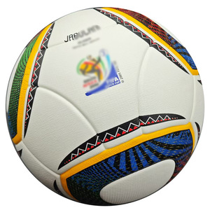 Nuovo Pallone da Calcio Termosaldato Senza Cuciture in PU Misura 5, Prodotto in Cina per la Coppa America - Product Image 1