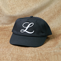 Casquette de baseball noire en pur coton avec visière courte et 5 panneaux ajustables, motif brodé personnalisé