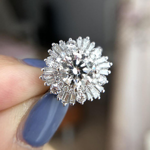 Anello di fidanzamento di lusso con pavé a forma di fiocco di neve per donna, elegante gioiello da dito per feste - Product Image 2