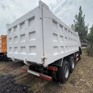 SINOTRUK HOWO Dumper Right Hand Drive 6x4 Mining Dump Truck <b>10</b> Wheel 371hp Tipper Truck - Product Image 4