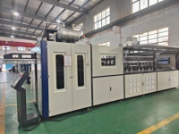 Machine automatique de soufflage de bouteilles en plastique PET avec PLC Mitsubishi et composants