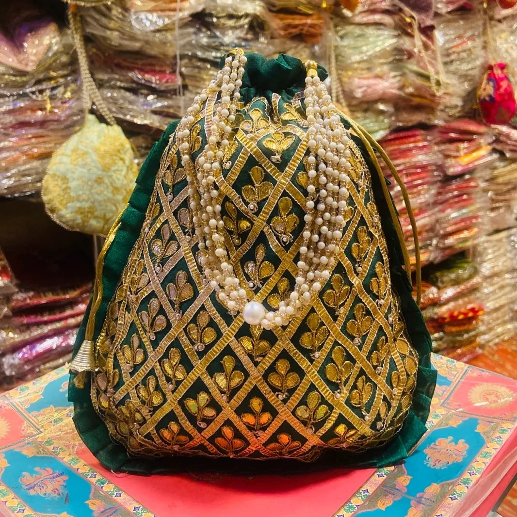 Nieuwste 2023 Fancy Design Mooie Indiase Handgemaakte Munt Potli Tas Met Gota Patti Handwerk Pols Handtassen Portemonnees Voor Dames Oem