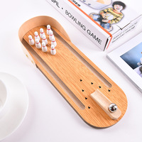 Mini jeu de quilles en bois pour jeux de table pour enfants et jouets éducatifs avec type de balle