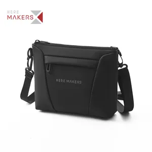 Custom Wholesale men fashion lightweight waterproof crossbody shoulder Bag High quality business messenger bag