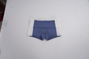 Shorts Deportivos Minimalistas Europeos Americanos con Estampado de Letras, Colorblock, Corte Ajustado, Cintura Baja, para Chicas Sexys, Casuales de Playa - Product Image 6