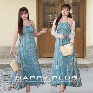 Runqi ชุดเดรสคอวีแบบคล้องคอชุดเดรส N8970ลำลองสำหรับผู้หญิงเอวยางยืดพิมพ์ลายดอกไม้สีฟ้าไซส์ใหญ่พิเศษใส่วันหยุด - Product Image 3