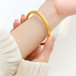 ของขวัญแต่งงานที่สวยงาม18K ห่วงชุบทอง18K กำไลเปล่าสำหรับผู้หญิง - Product Image 4