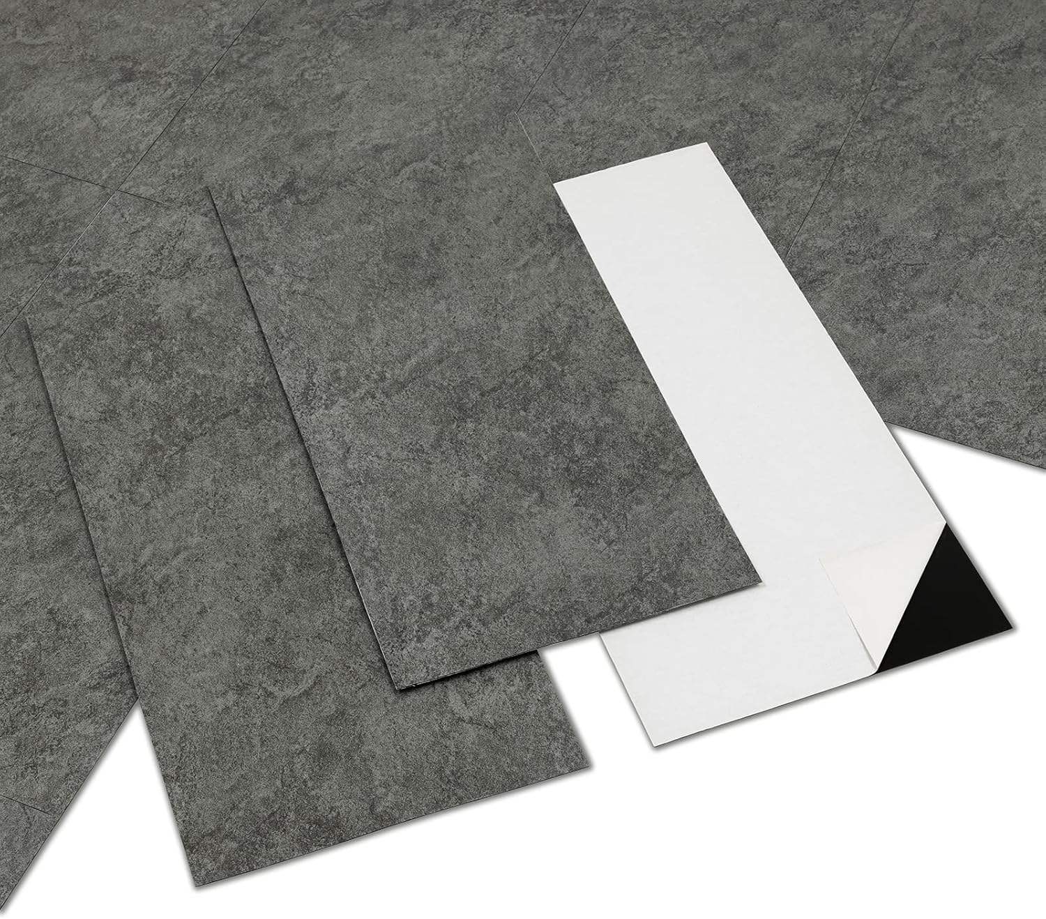 สีเทาเข้ม