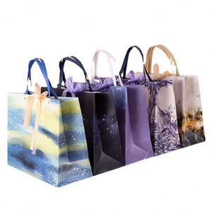 Venta Directa de Fábrica, Bolsa de Papel Kraft Reciclable de Buena Calidad con Asa, Impresión UV, Estilo Clásico, para Uso Alimentario, Ropa, Zapatos y Calcetines - Product Image 6