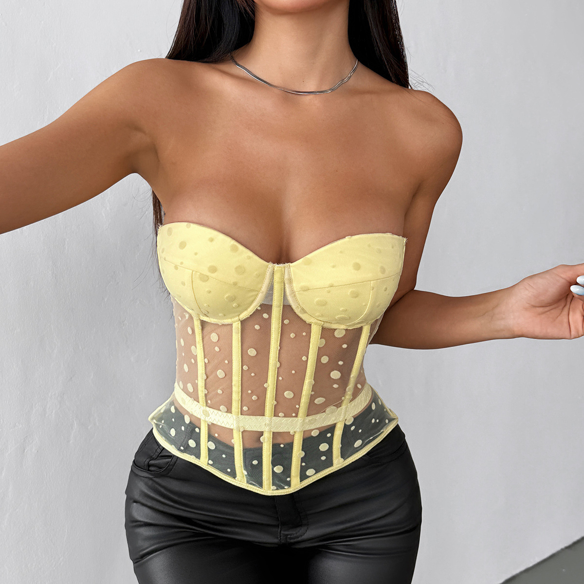 Jaune