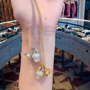 Nuevo Collar de Moda de Alta Gama con Cuentas de Zirconia en Forma de Piña y Saturno, Chapado en Oro, Estilo Occidental, para Mujer - Product Image 3