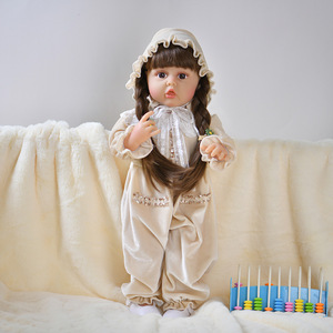 Nouvelle <span class=keywords><strong>poupée</strong></span> parlante Reborn - <span class=keywords><strong>Poupée</strong></span> bébé interactive avec corps en tissu doux et sons pour enfants - Product Image 2