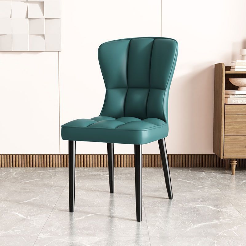 Vert avec pieds noirs [Chaise de salle à manger rembourrée]
