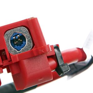 Terminal Positivo del Cable de Batería para <span class=keywords><strong>BMW</strong></span> <span class=keywords><strong>Serie</strong></span> <span class=keywords><strong>1</strong></span> E81 <span class=keywords><strong>E87</strong></span> E88 61126929707 61126988975 61129130879 61129217017 - Product Image 4