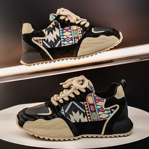 Zapatos de moda casual para hombre, nueva tendencia de moda primavera 2025, con suela de cuero sintético, zapatos de moda explosivos - Product Image 4
