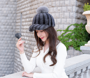 Chapeau en fourrure de vison authentique pour femme CLN111306, chaud pour l'hiver, 100% fourrure de renard, pompon en fourrure de vison véritable pour femme - Product Image 6