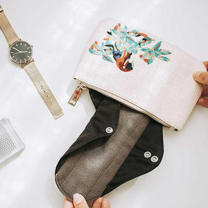 Lot de six <span class=keywords><strong>serviettes</strong></span> hygiéniques lavables et réutilisables en coton ultra-mince avec ailettes, absorption élevée et protection anti-<span class=keywords><strong>fuites</strong></span>, 18*25cm - Product Image 3