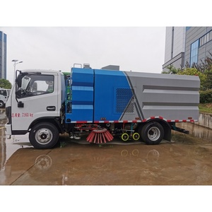 Camión barredor de calles tipo furgoneta Dongfeng 4x2 de alta eficiencia con motor - Product Image 5