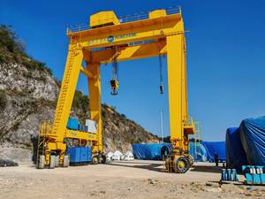 รถเครนยางตีนตะขาบ CE Heavy Duty 150 ตัน พร้อมอุปกรณ์กระจายน้ำหนักแบบหลายจุด สำหรับงานท่าเรือ การต่อเรือ และงานโลจิสติกส์ แบบไม่ใช้ราง M - Product Image 2
