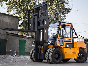 Montacargas Diésel Hangcha Serie XF CPCD60 de 6 Toneladas, Alta Potencia, Cargador Industrial para Almacén, Equipo de Manipulación de Carga para Exteriores, con Certificación CE - Product Image 4