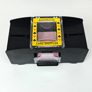 Explosions USB Barajador Automático con Inicio <span class=keywords><strong>de</strong></span> un Toque y Manos Libres para 2/4/6 Pares <span class=keywords><strong>de</strong></span> <span class=keywords><strong>Cartas</strong></span>/Juegos <span class=keywords><strong>de</strong></span> Mesa - Product Image 1